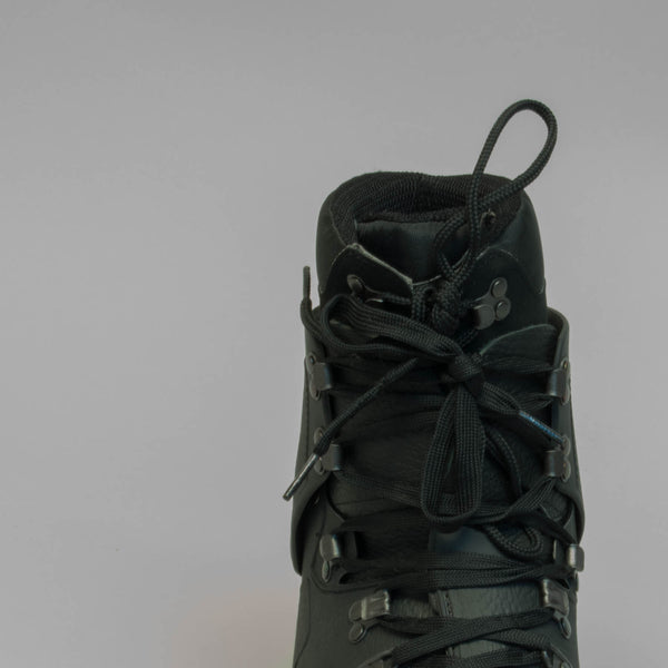 Tug Of War Boots