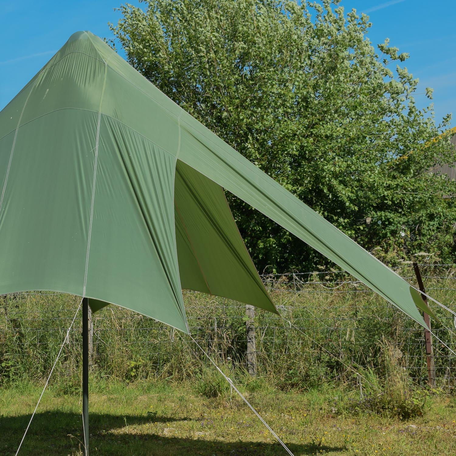 Parachute Shelters Tents, tipis and tarps made from parachutes. DAS